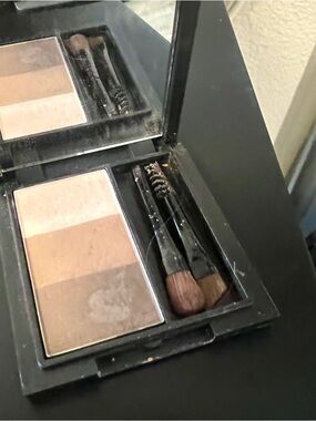 MAC Cosmetics Taupe Brow & Eye Trio Palette used